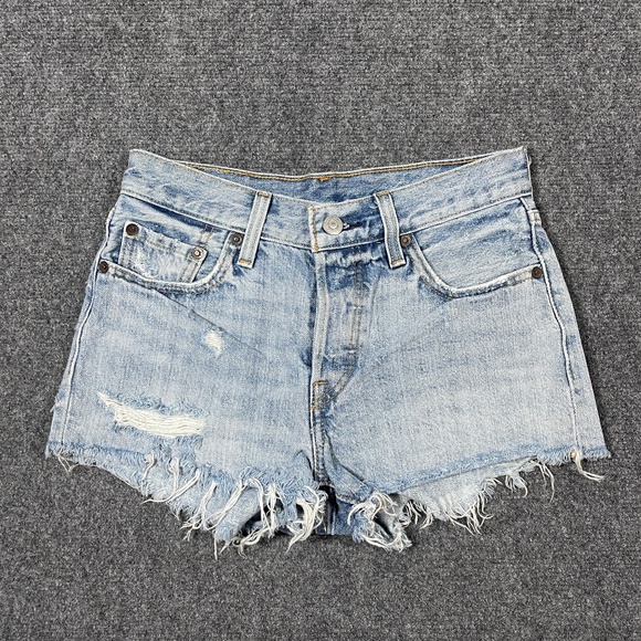 Levis 501 Womens Size 24 Denim Jean Distressed Cut Off Light Wash 0916 - Picture 1 of 9